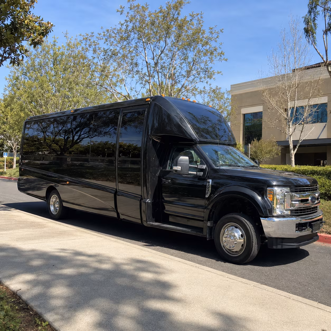 Auburn Winery Tour & Pub Crawl Transportation
