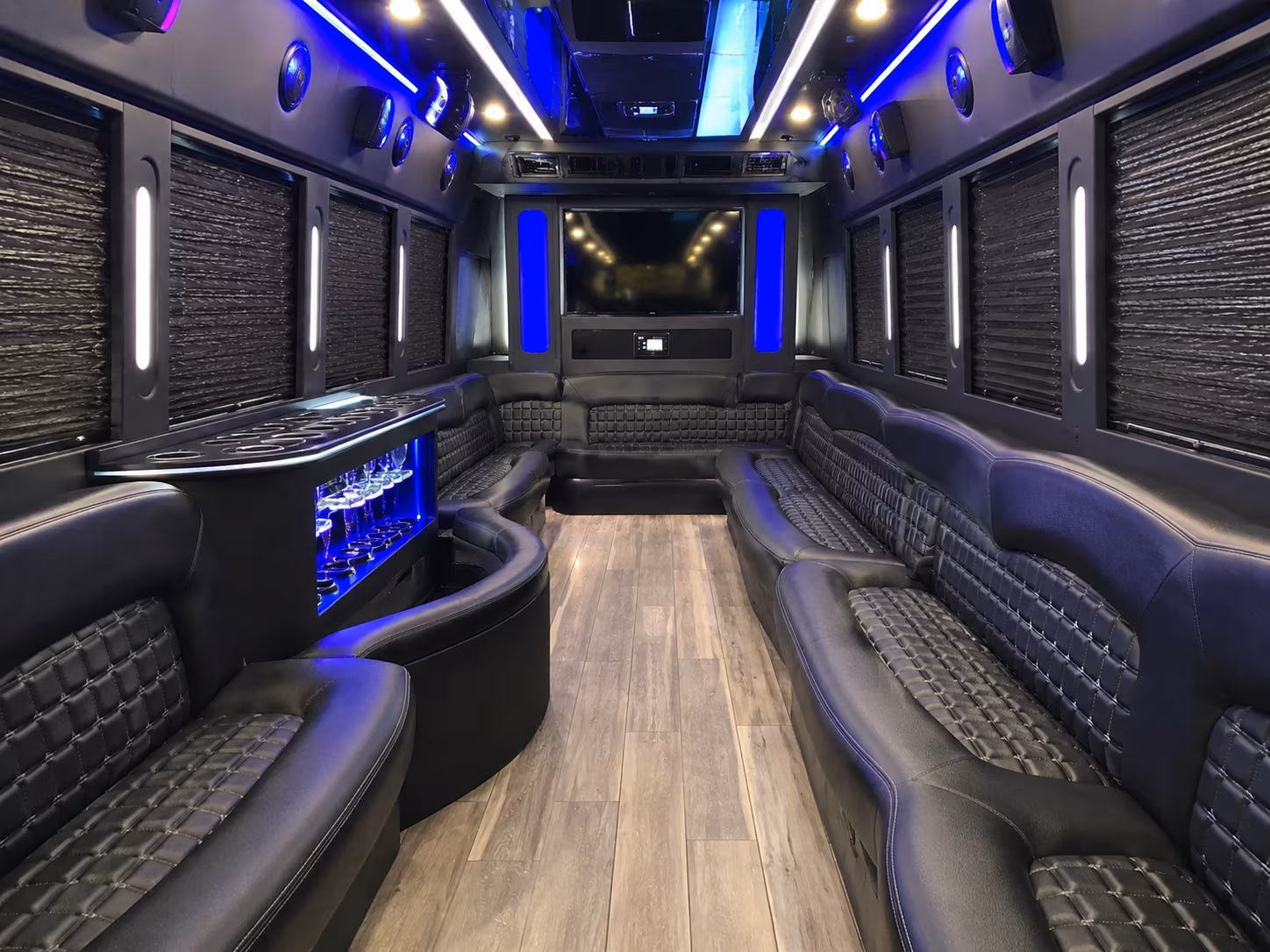 Federal Way Homecoming & Prom Party Bus Rentals