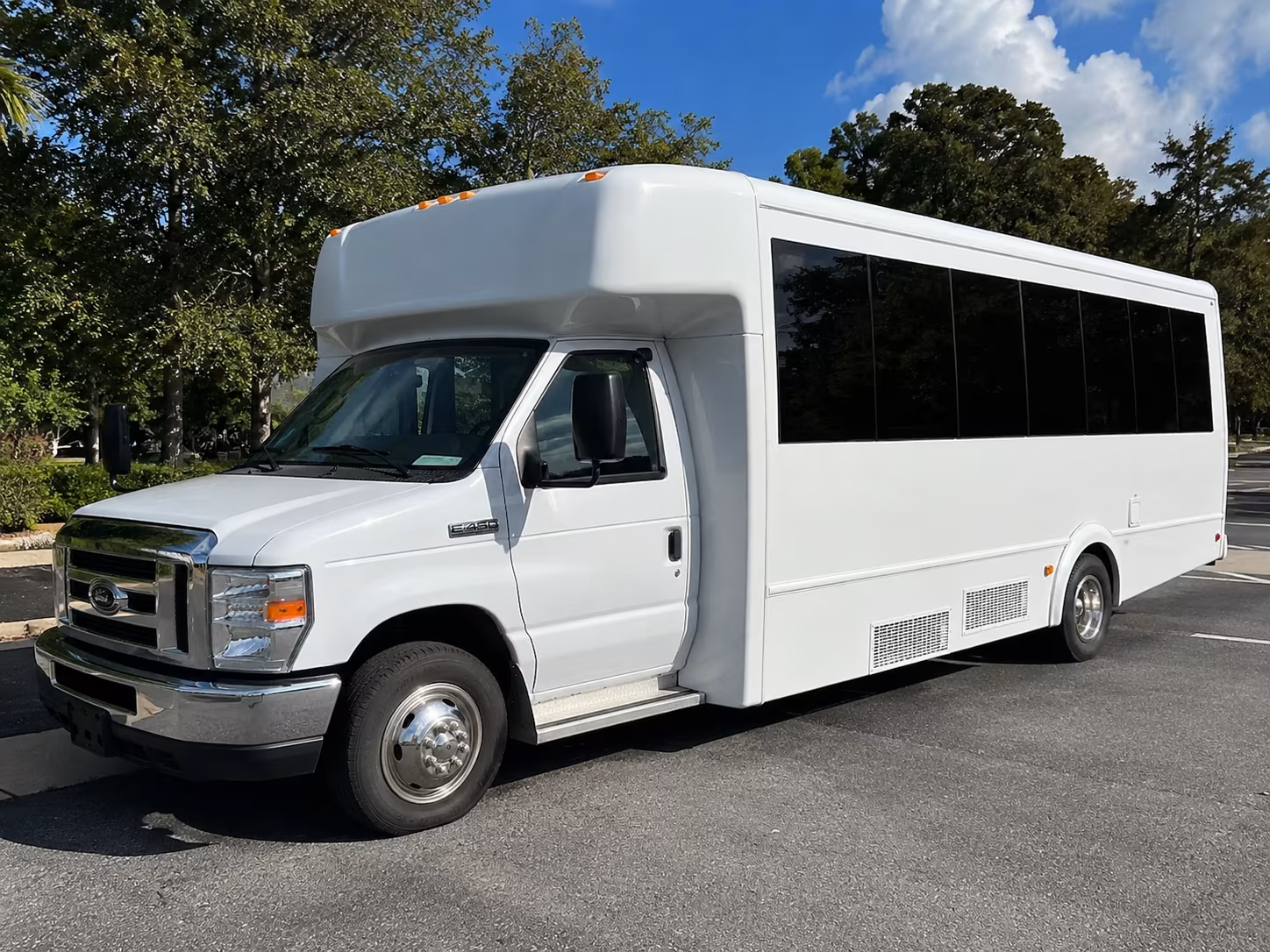 Tacoma Homecoming & Prom Party Bus Rentals