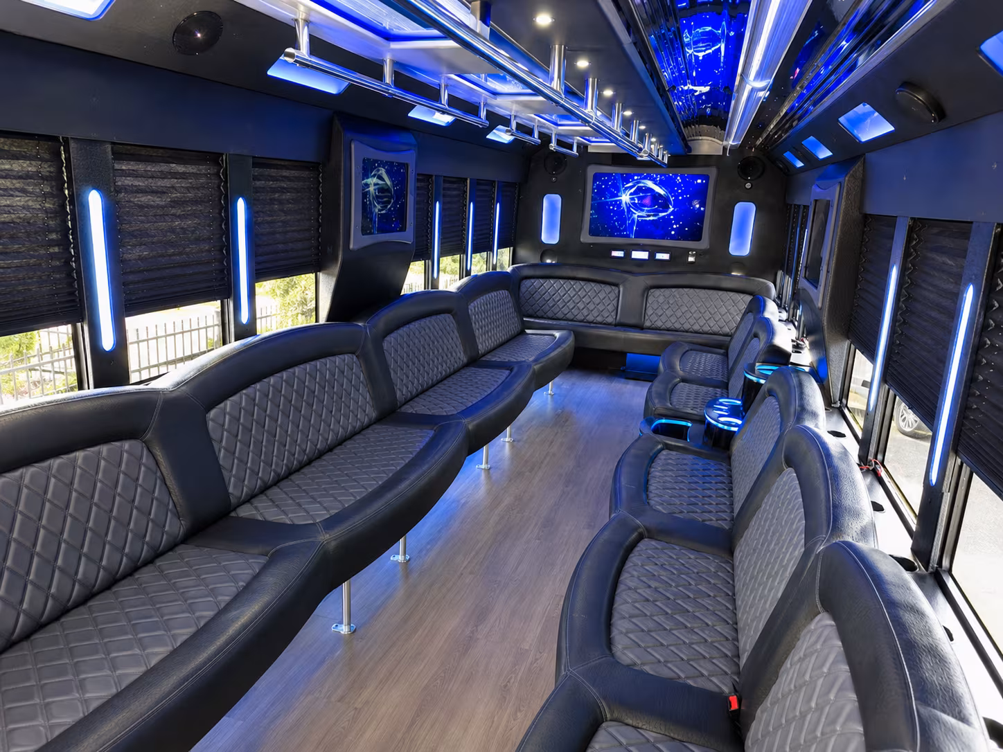 Tacoma Winery Tour & Pub Crawl Transportation party bus exterior