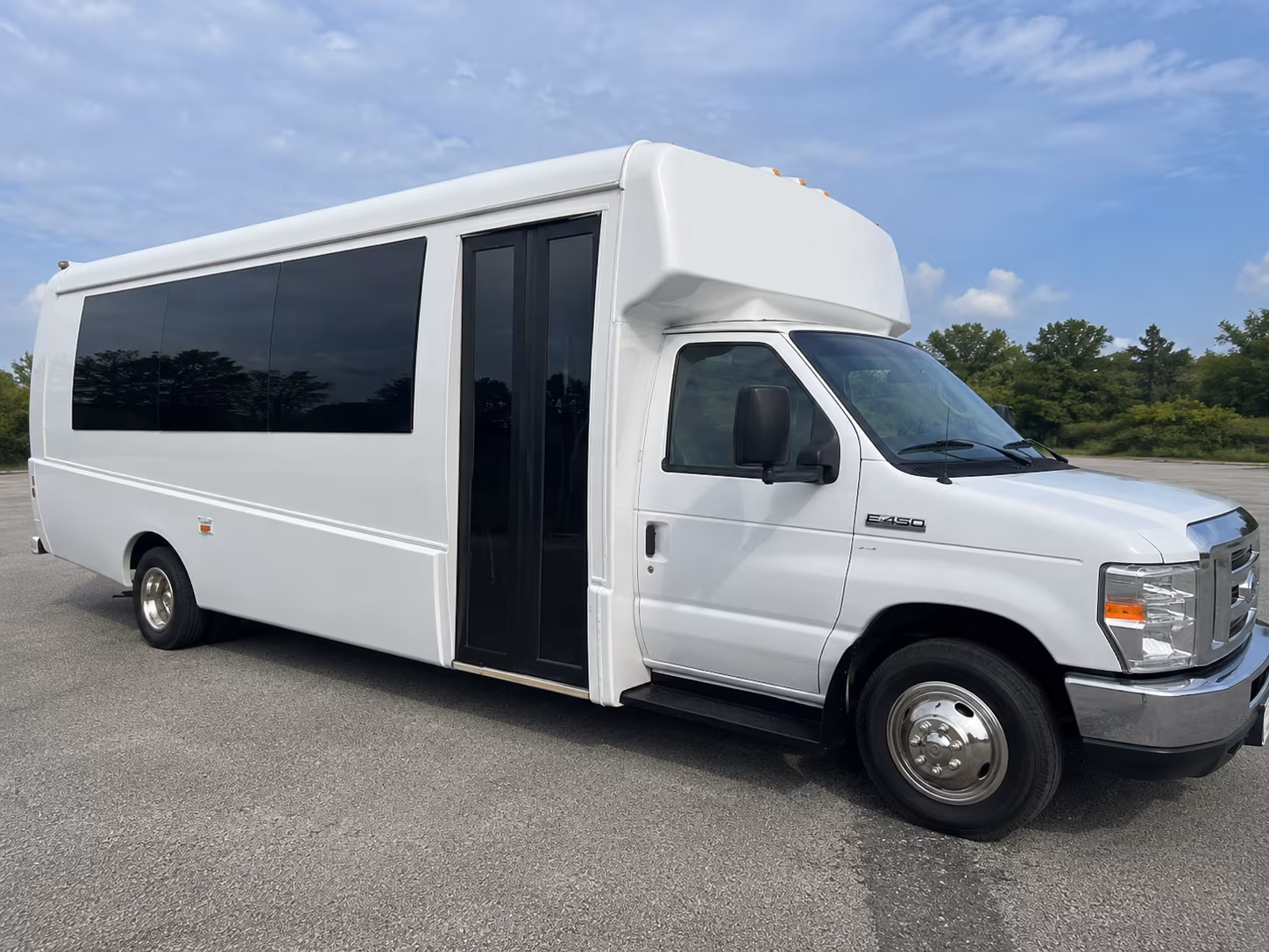 Tacoma Winery Tour & Pub Crawl Transportation